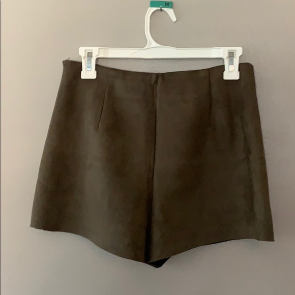 Donating soon! Faux Suede Envelope SKORT - Picture 3 of 4
